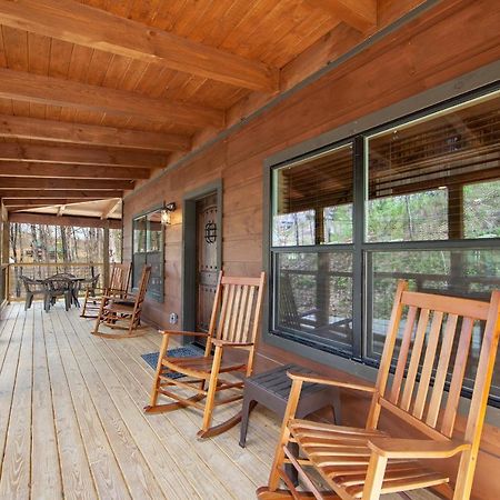 Creekside Manor Too Cabin Gatlinburg Exterior photo