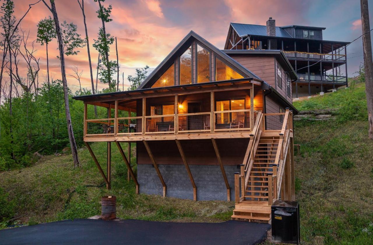 Creekside Manor Too Cabin Gatlinburg Exterior photo