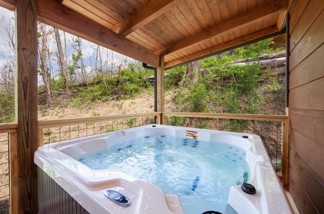 Creekside Manor Too Cabin Gatlinburg Exterior photo