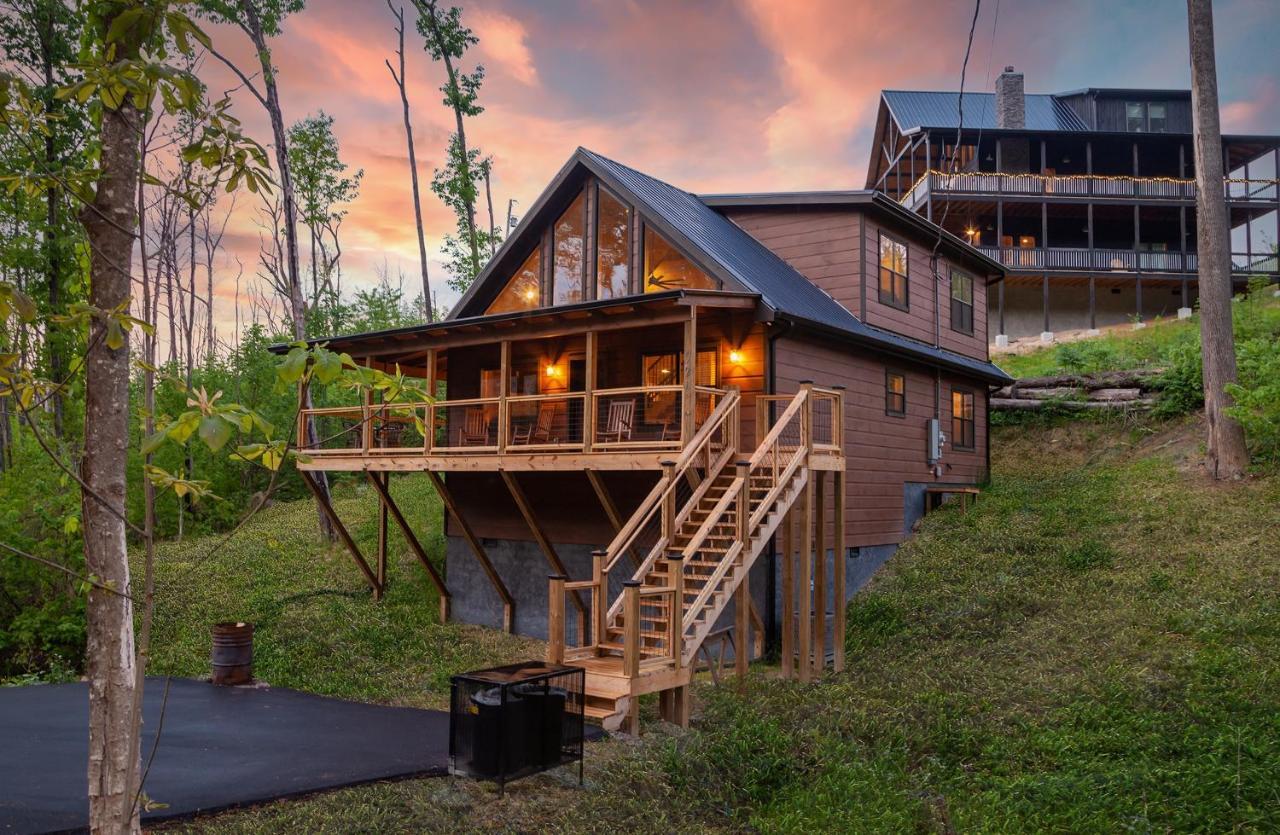 Creekside Manor Too Cabin Gatlinburg Exterior photo