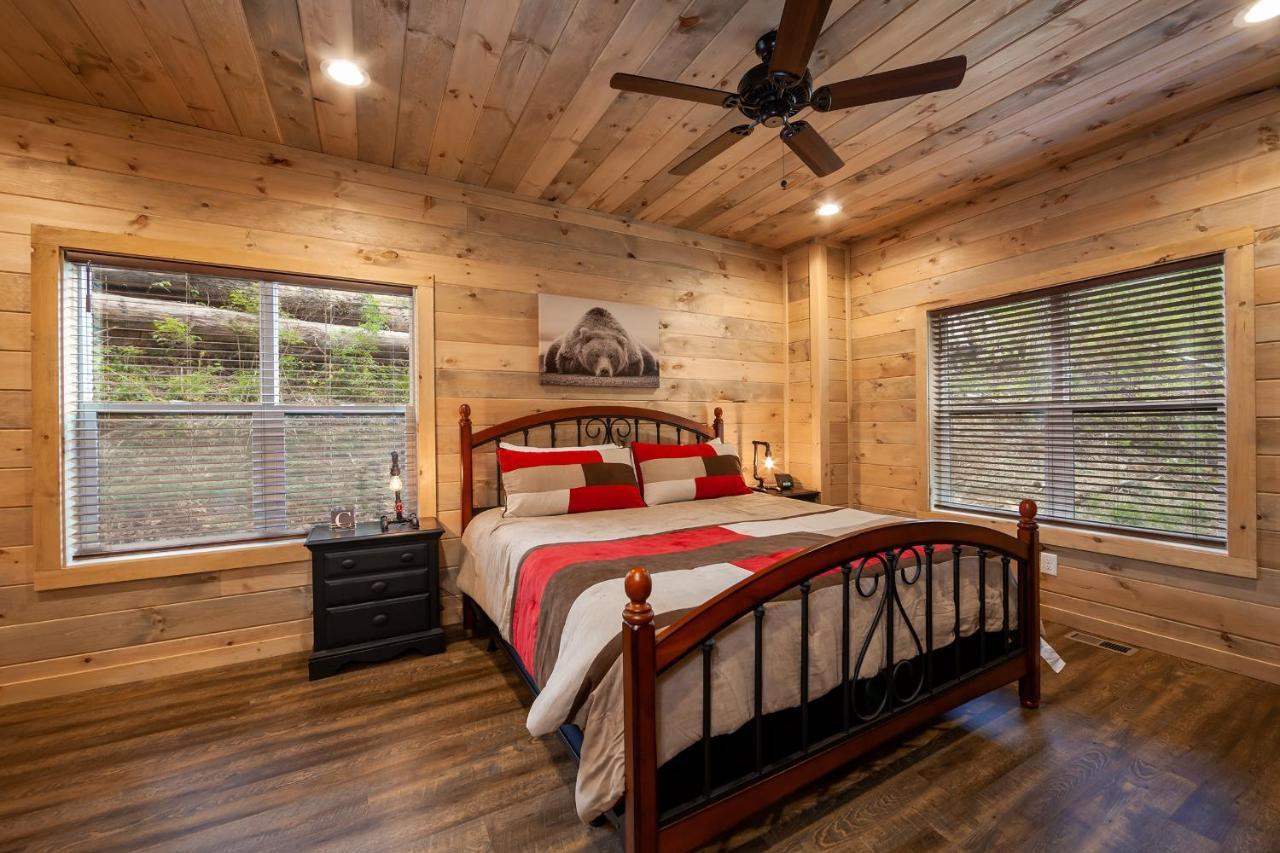 Creekside Manor Too Cabin Gatlinburg Exterior photo