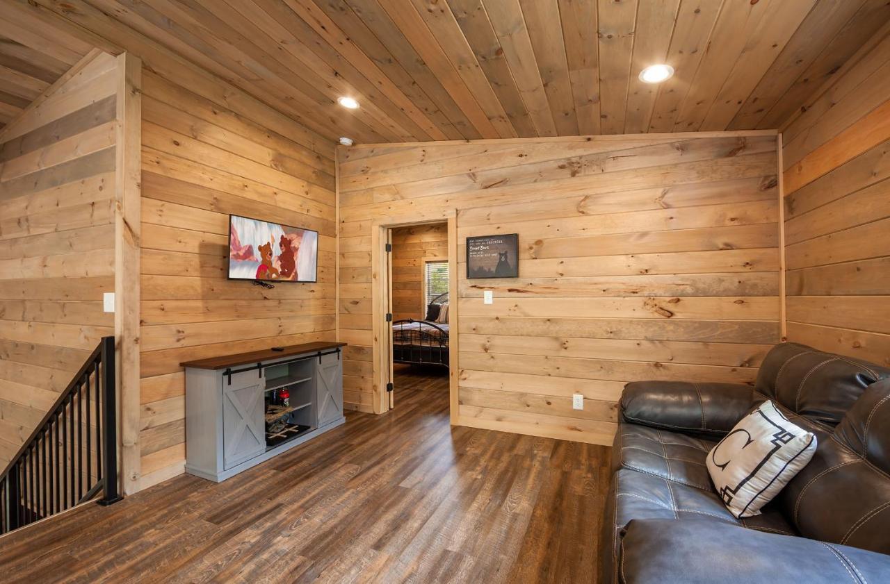 Creekside Manor Too Cabin Gatlinburg Exterior photo